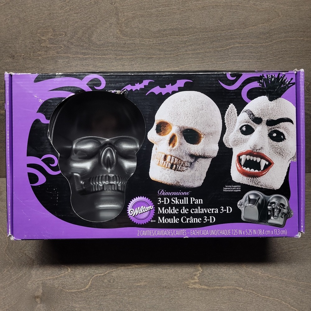 Wilton Dimensions 3-D Skull Cake Pan Halloween Baking Vampire Creature Monster